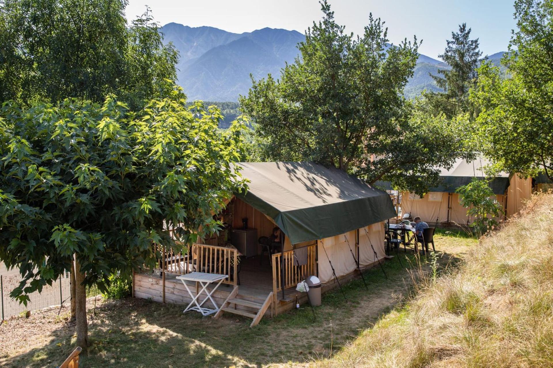 Fuilla Camping Le Rotja מראה חיצוני תמונה